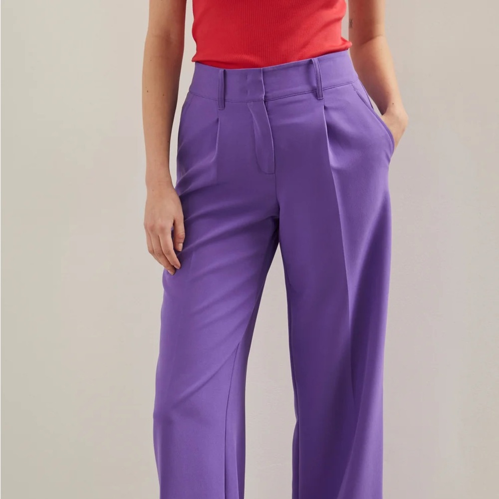 New Tristan Wide leg fluid pant with pleat